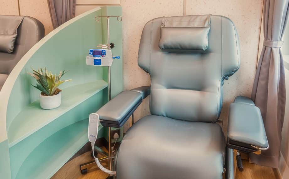 Icon Cancer Centre Mount Elizabeth Novena comfortable chemotherapy chair