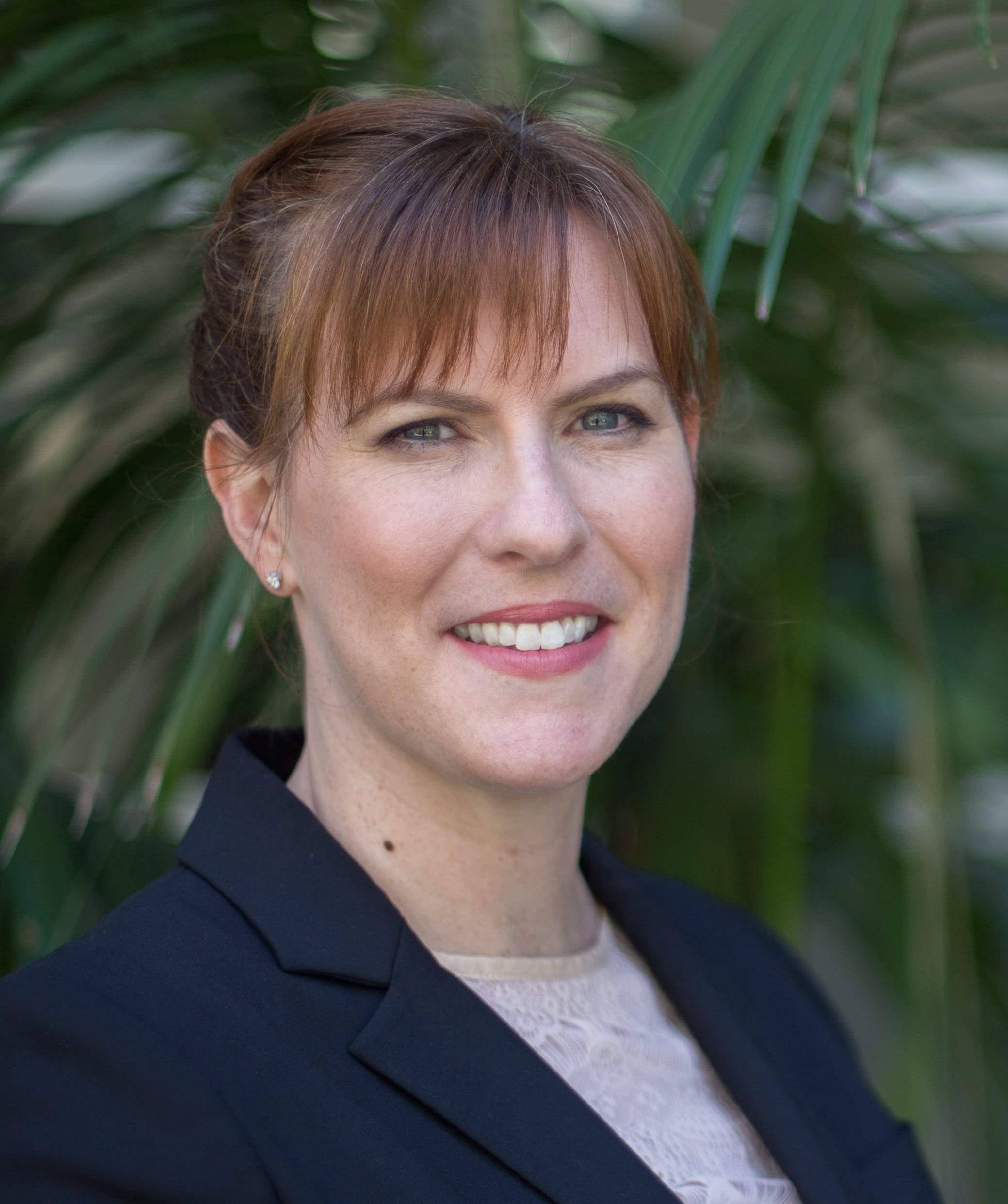 Dr Cecelia Gzell | Radiation Oncologist | Icon Cancer Centre